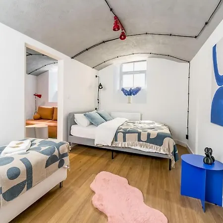 아파트 Concierge Minska Loft *