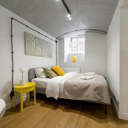 아파트 Concierge Minska Loft *